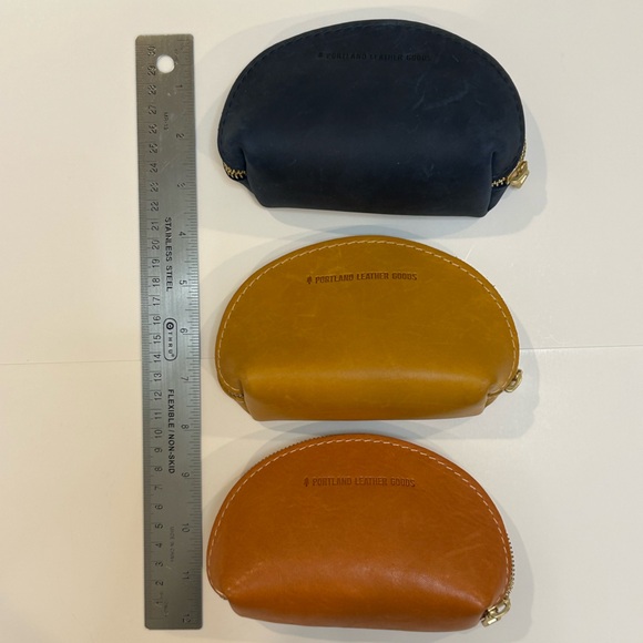 Three (3) “Taco Tassel” pouches from Portland Leather Goods - Picture 3 of 12